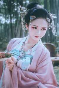 林雾阿雾写的小说却对空杯终似梦全文阅读